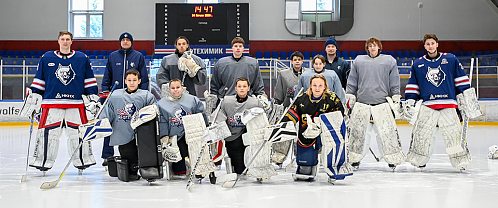 Neftekhimik goaltenders held a master class at the Neftekhimik Hockey School