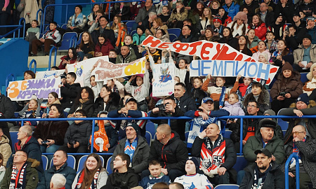 Атмосферное видео Сильного матча "Нефтехимик" - "Спартак"