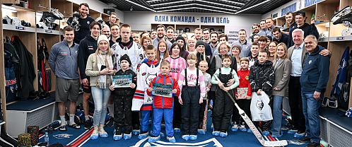 Christmas tree of wishes