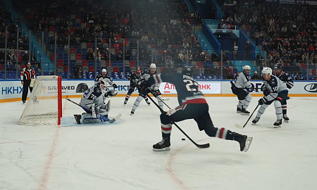 Атмосферное видео матча "Нефтехимик" - "Торпедо"