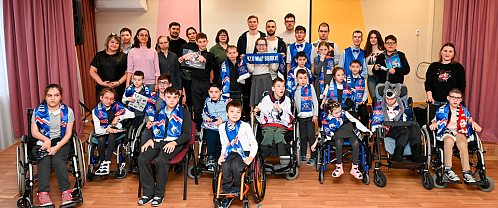 Filip Dolganov and Yaroslav Ozolin visited the Nadezhda (Hope) Center