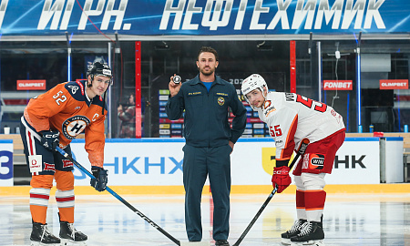 "Нефтехимик" - "Автомобилист"