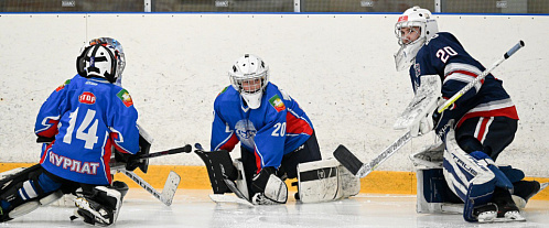 Neftekhimik players held a master class for young hockey players in Nurlat