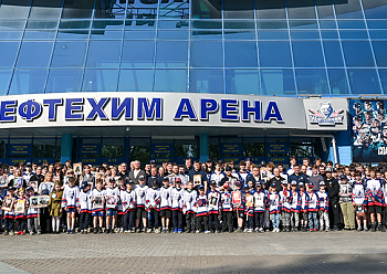 Memory that unites: the Neftekhimik celebrated Victory Day with a rally Memory that unites: the Neftekhimik celebrated Victory Day with a rally